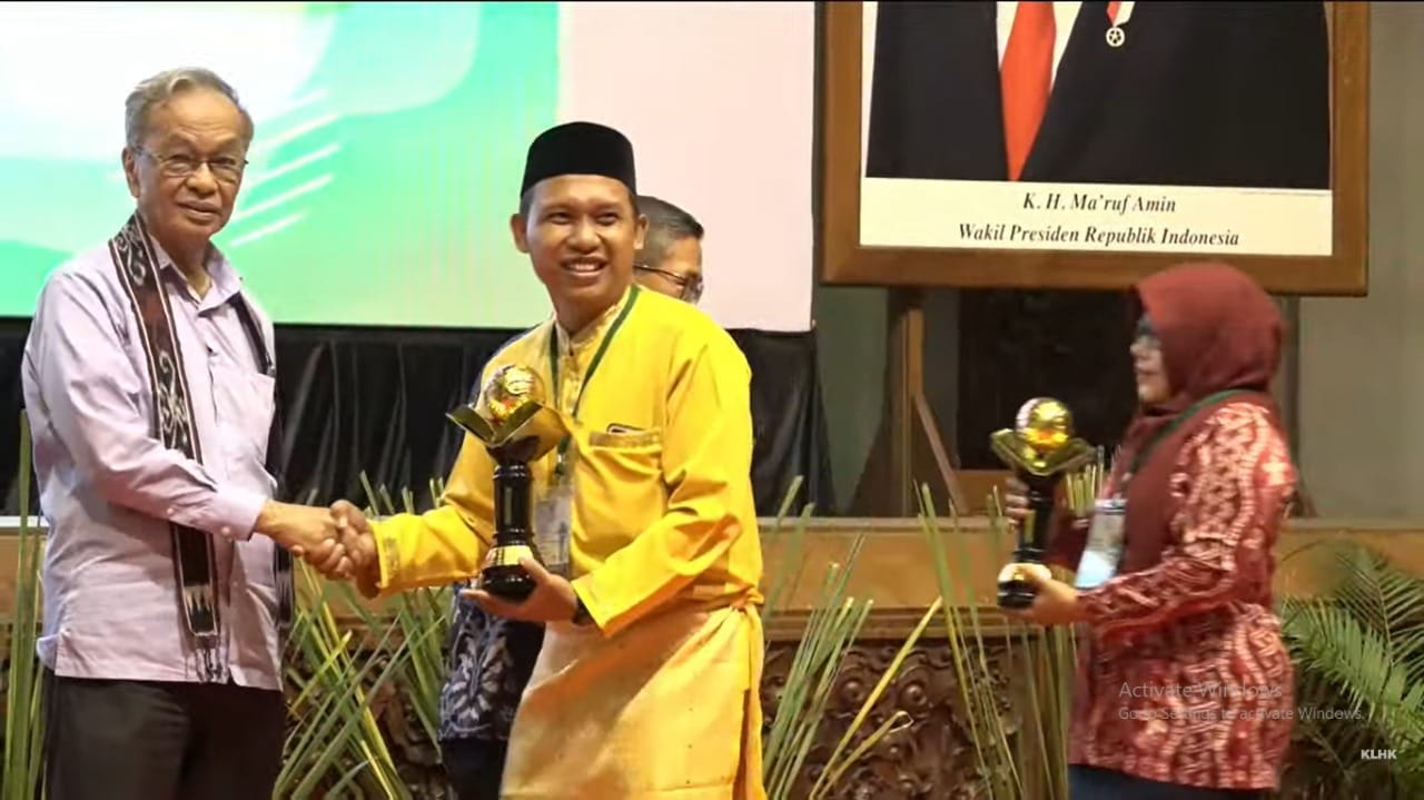 Astra Agro Lestari Junior High School Awarded Adiwiyata Mandiri School ...